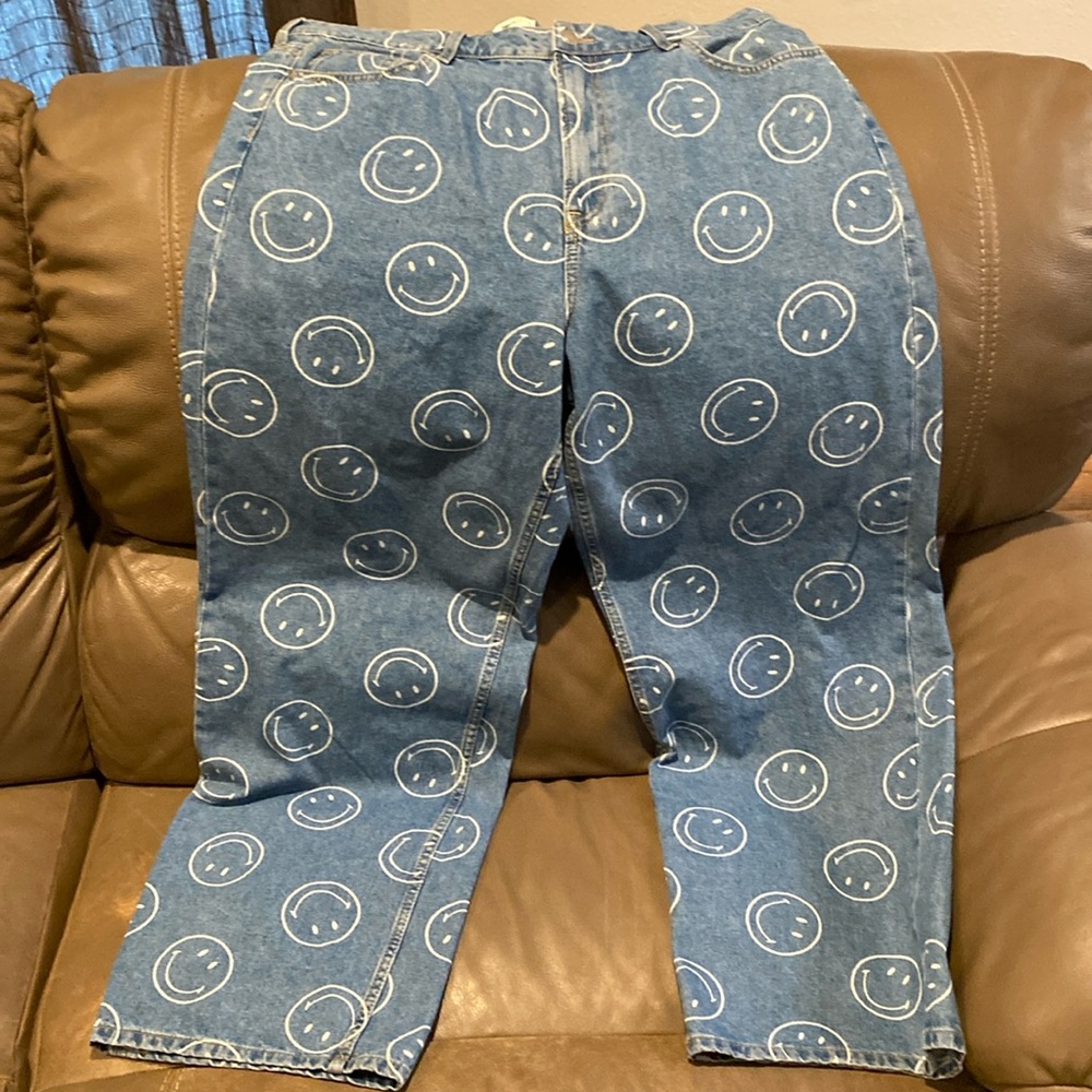 H&M Smiley Jeans size 16